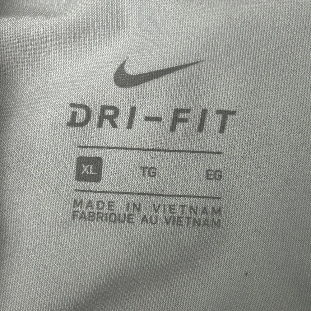 Nike Pro Dri-FIT Leggings Girls XL Grey Camo Cropped 805850-043